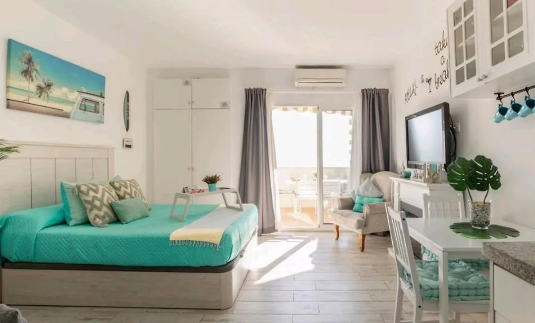 Apartment El Estudio De La Playa Benalbeach Holidays Deluxe Benalmadena