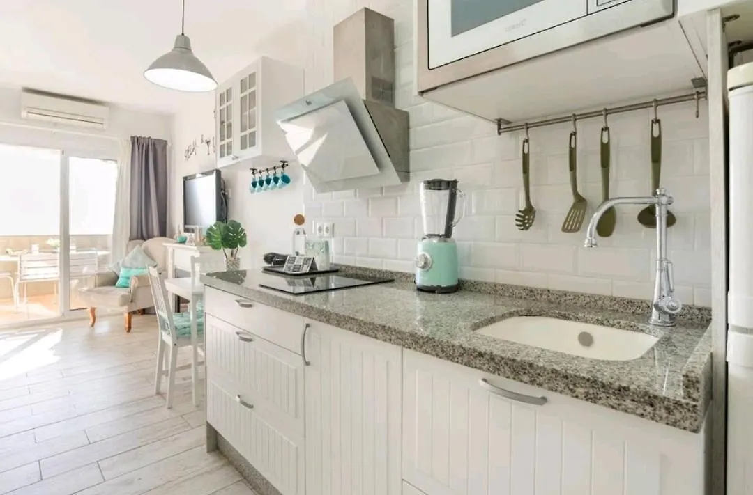 El Estudio De La Playa Benalbeach Holidays Deluxe Benalmadena Apartment
