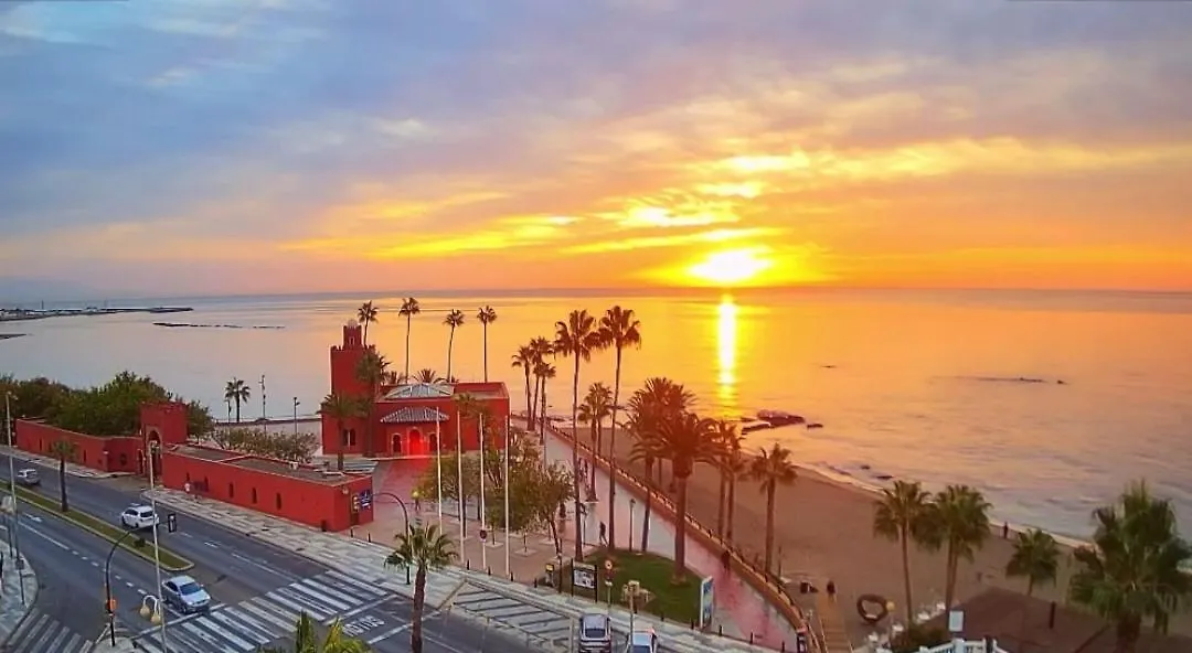Apartment El Estudio De La Playa Benalbeach Holidays Deluxe Benalmadena Spain